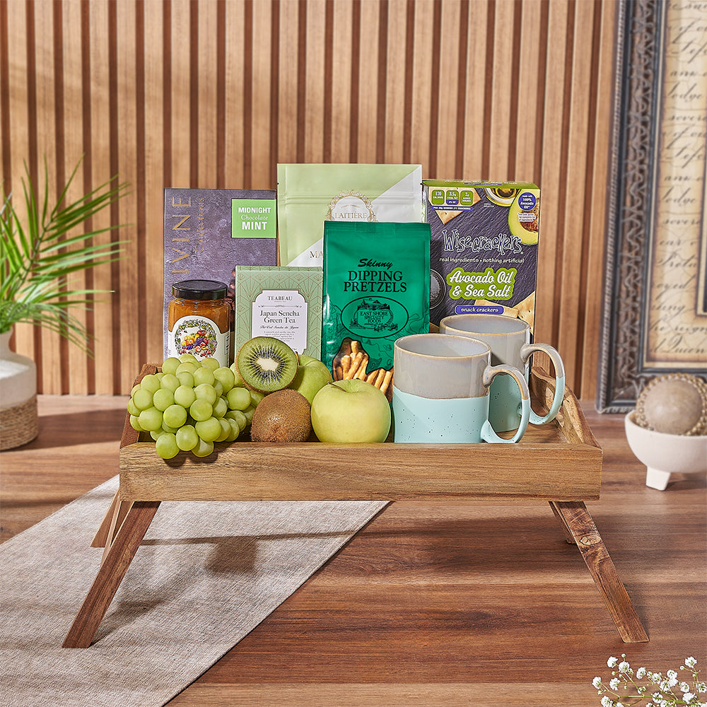 Wooden Bed Tray with Gourmet Treats – how the gift is presented