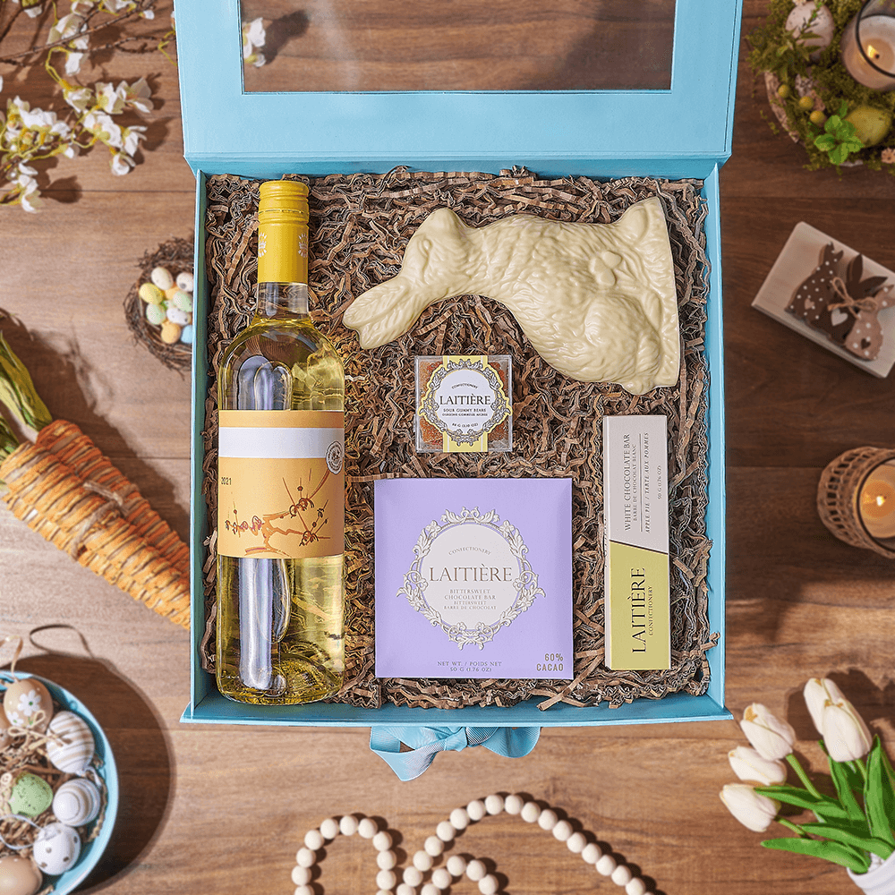 Teal Easter Wine Gift Box – how the gift is presented