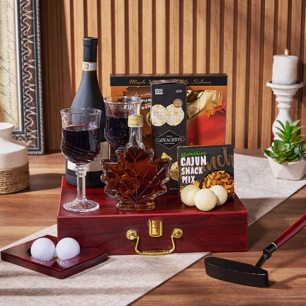 Wine with Golf Practice Set Basket – how the gift is presented