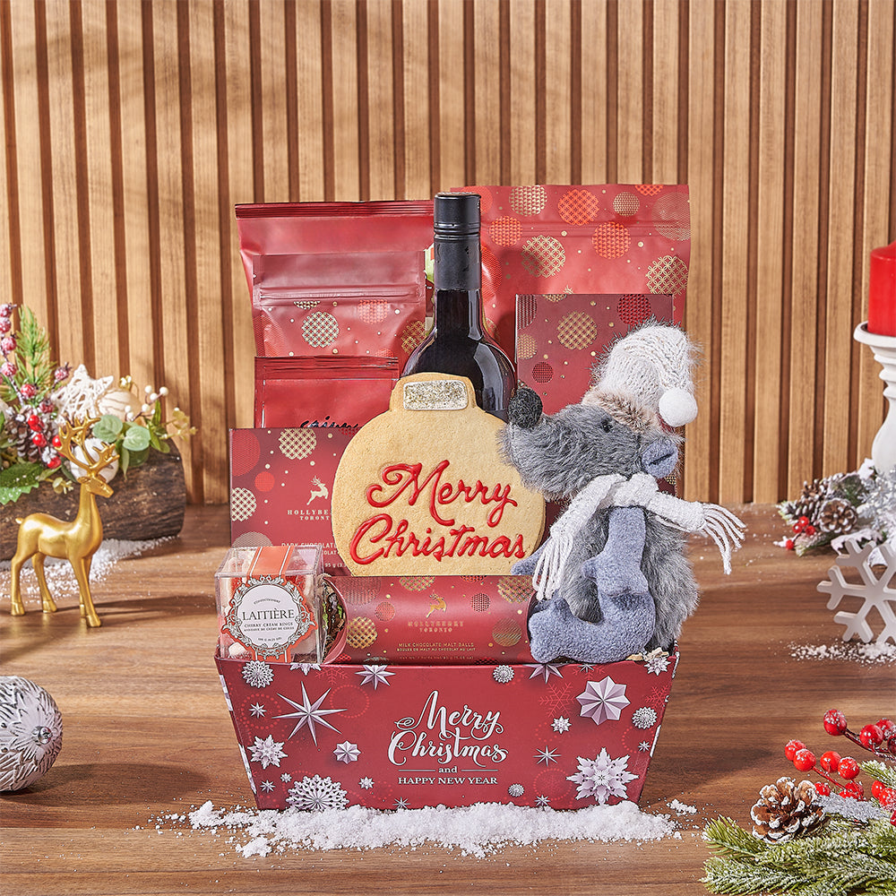 Festive Market Tray Wine Gift with Gourmet Treats and Plush Holiday Mouse – how the gift is presented