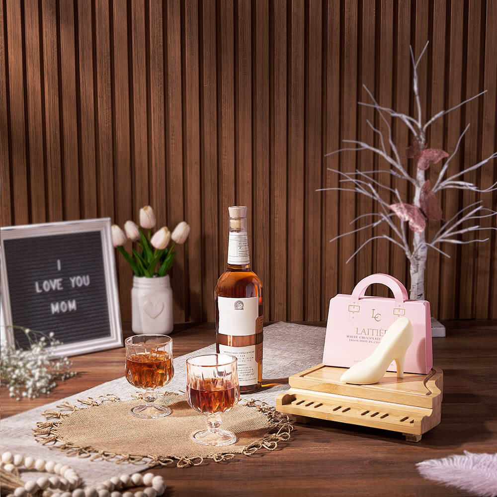 Whiskey Gift Basket for Mother's Day – how the gift is presented