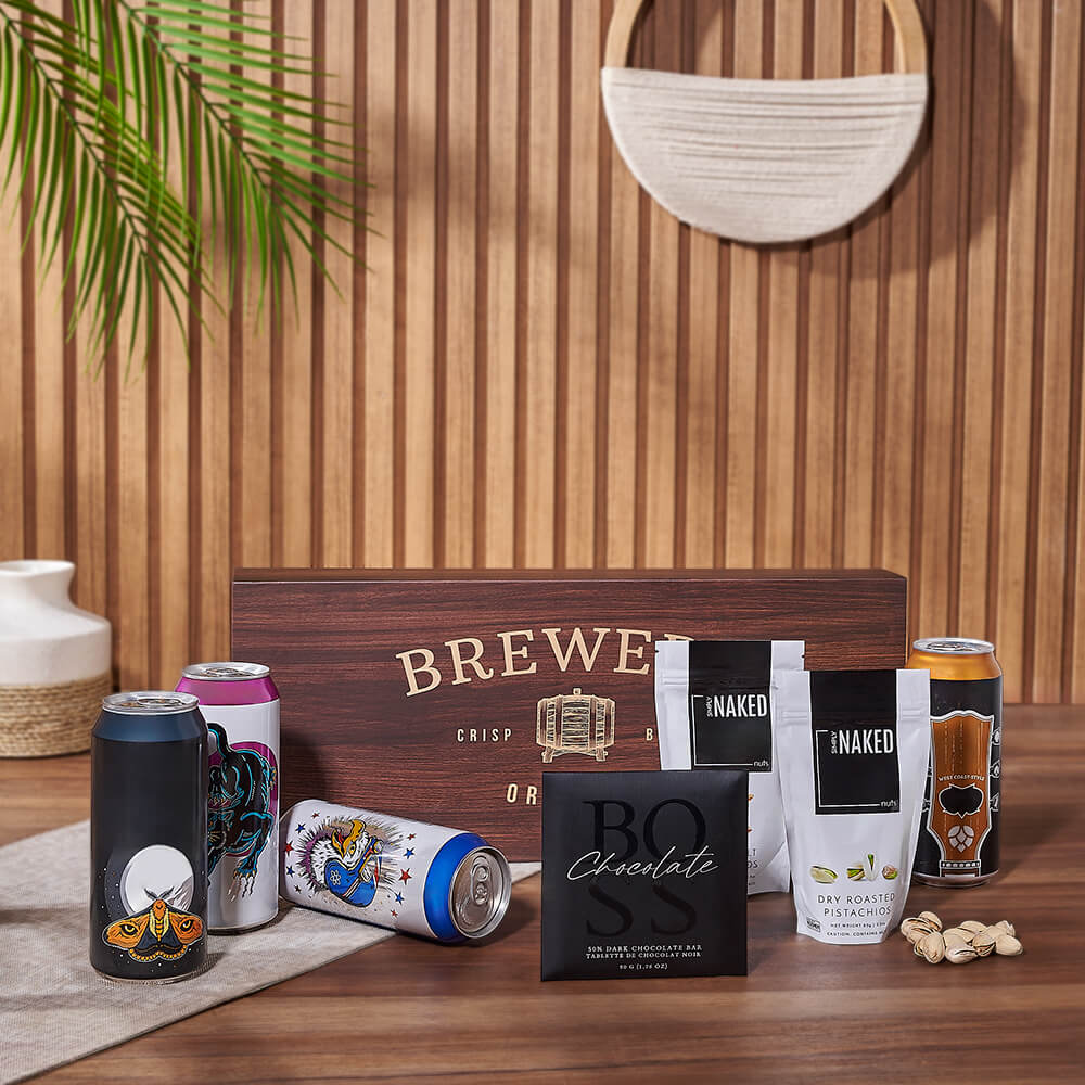 Deluxe Craft Beer and Nuts Basket – how the gift is presented
