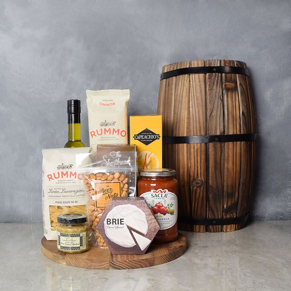 Brie Cheese and Puttanesca Pasta Set – how the gift is presented