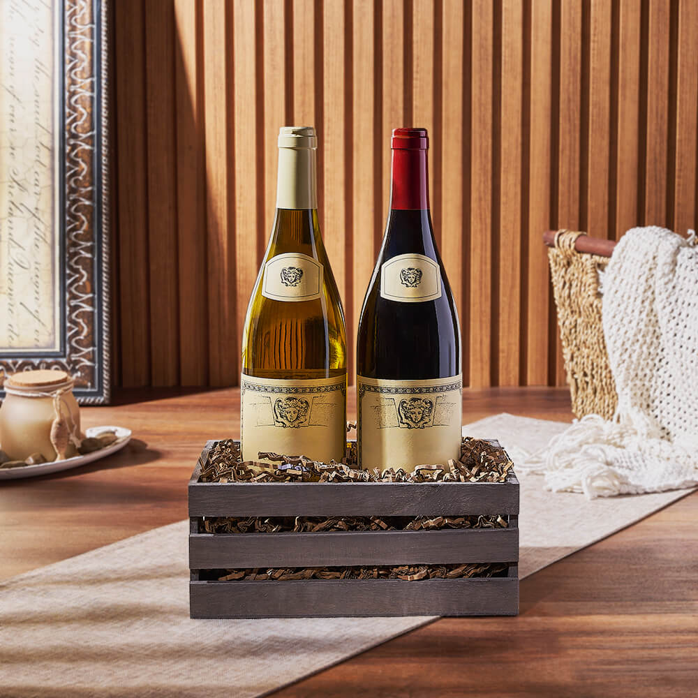 Two Bottles of Wine Gift Crate – how the gift is presented