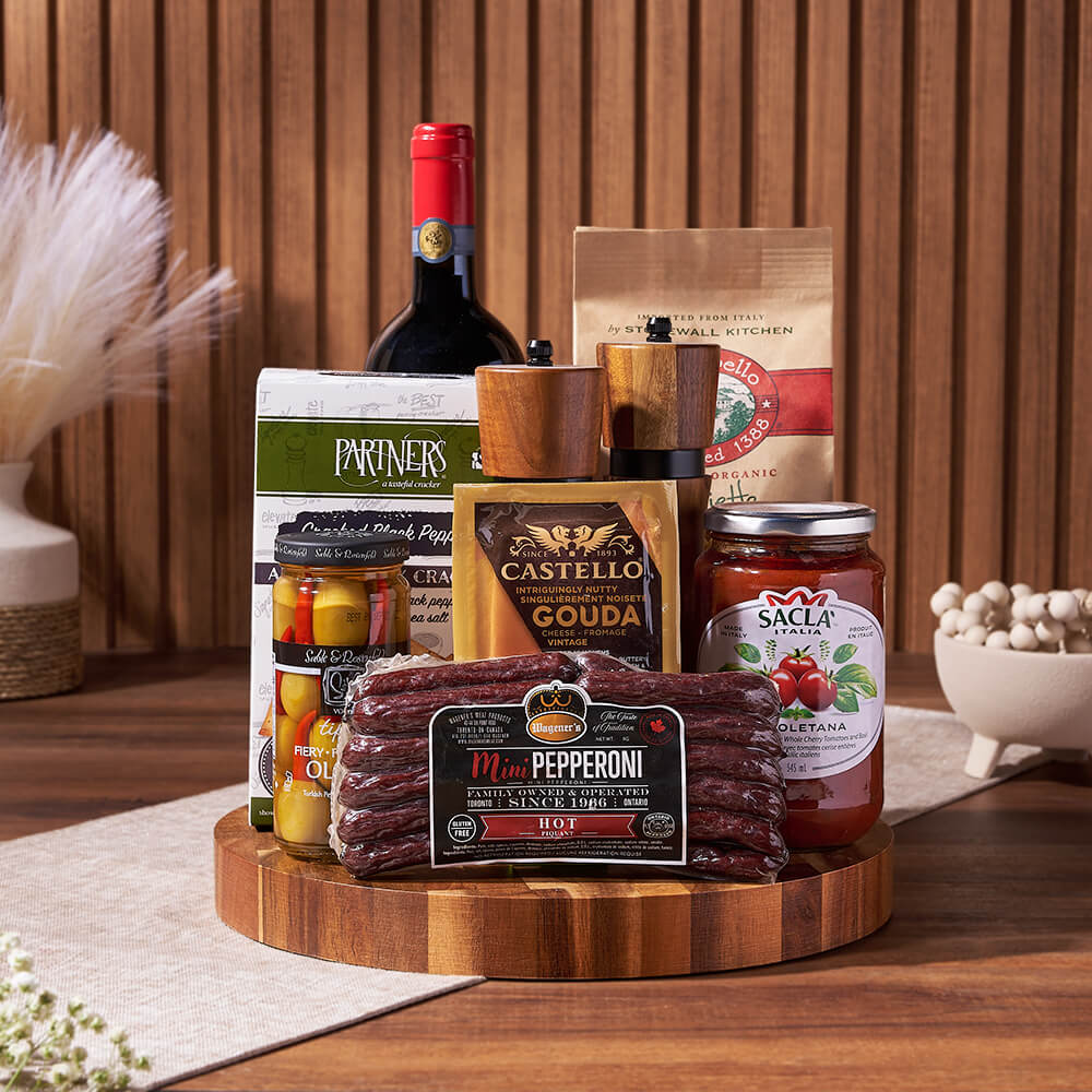 Wine and Spicy Pepperoni Basket – how the gift is presented