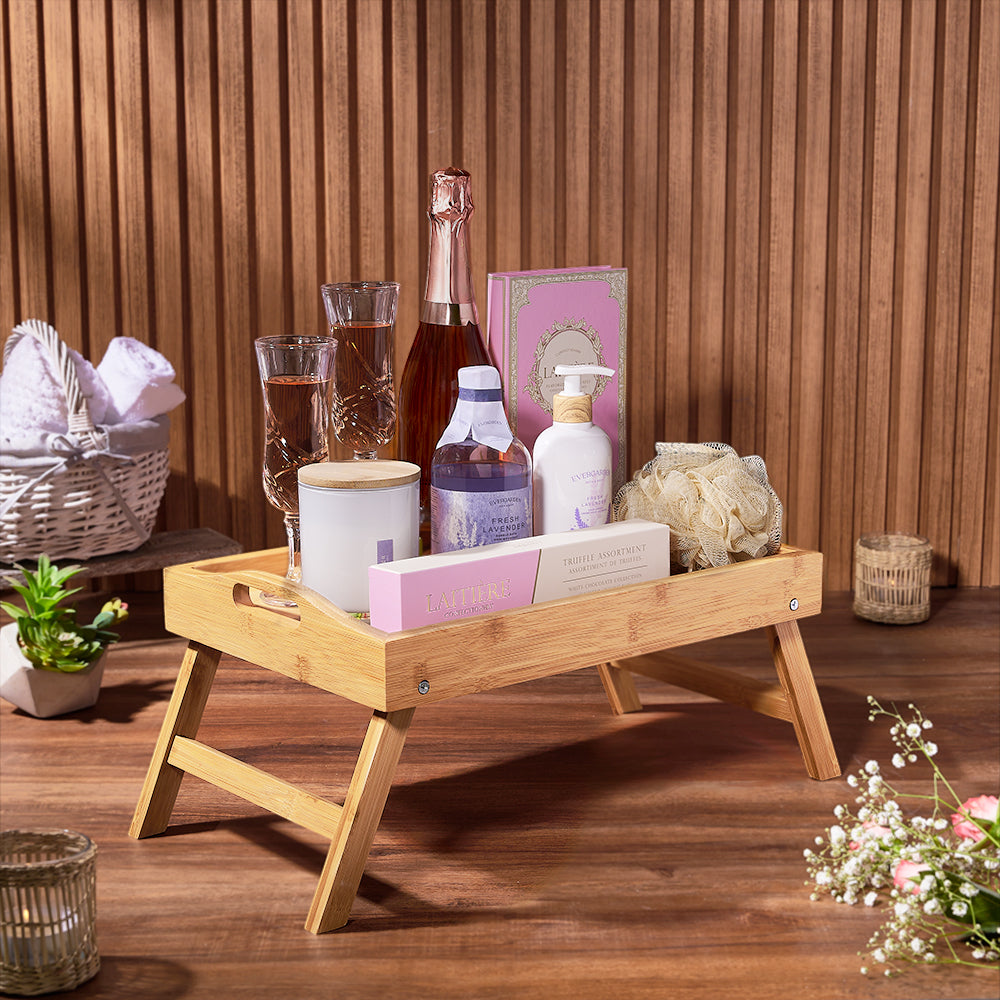 Sparkling Wine Indulgence Gift Basket – how the gift is presented