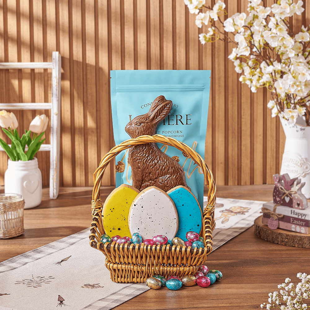Easter Caramel Popcorn Gift Basket – how the gift is presented