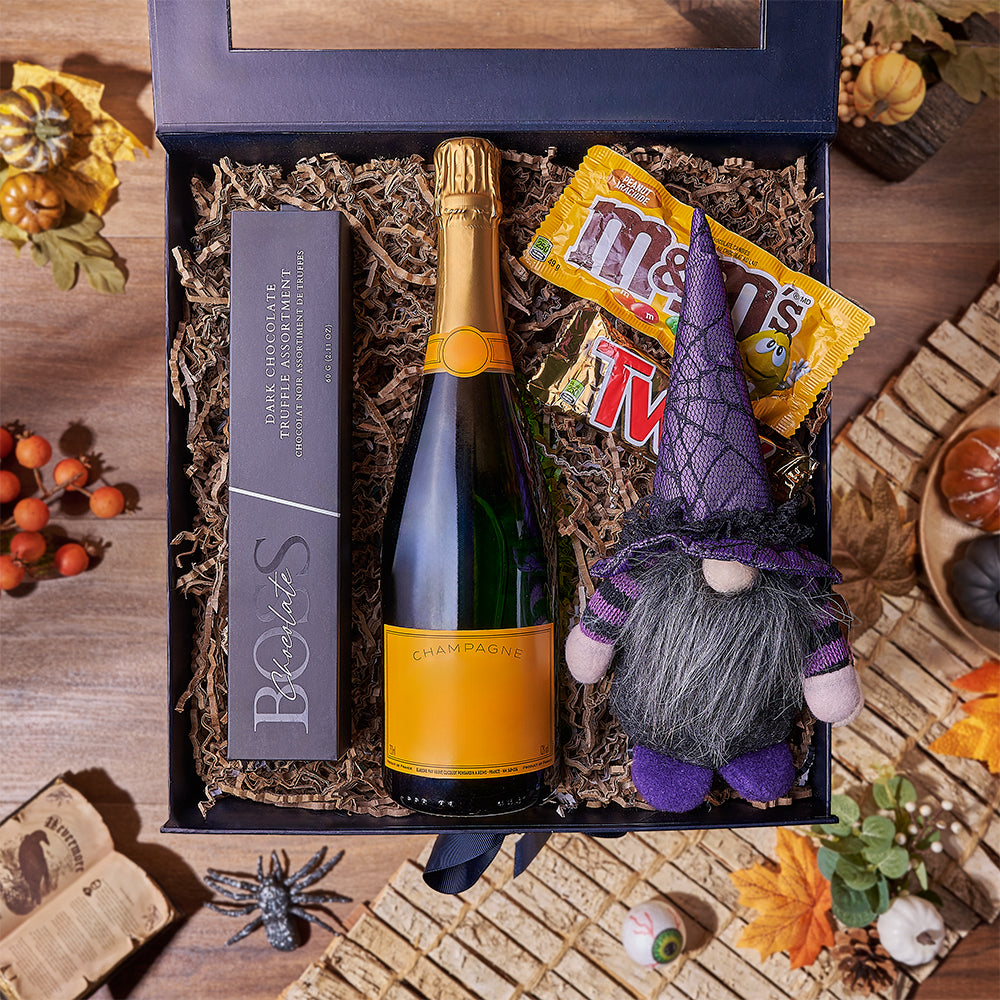 Halloween Plush and Sparkling Wine – how the gift is presented