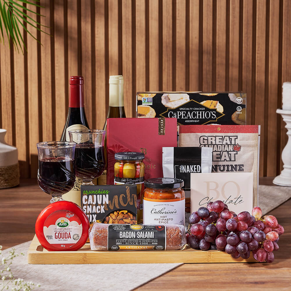 Wine and Meat Cheese Basket – how the gift is presented