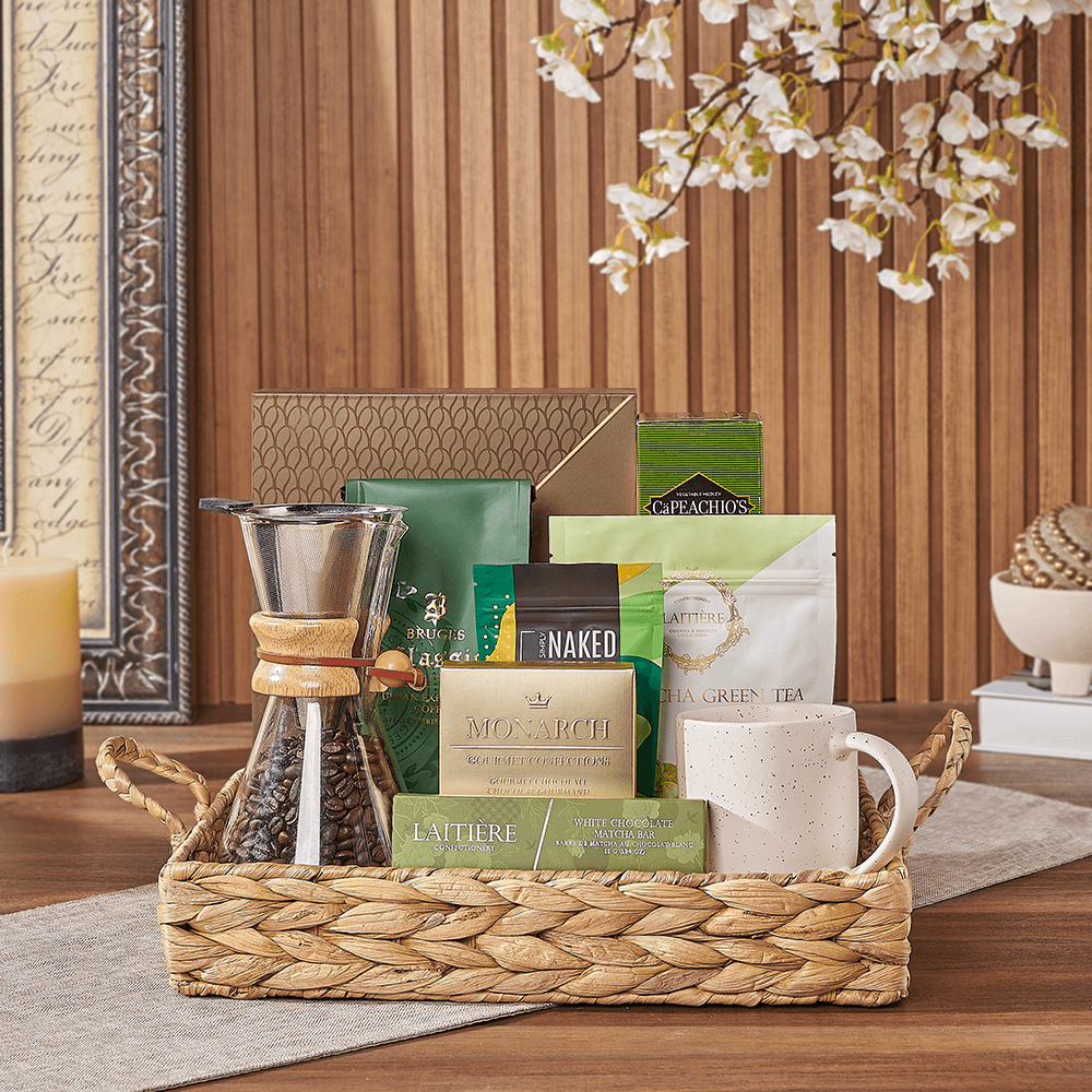 Halal Coffee Treats Gift Tray – how the gift is presented