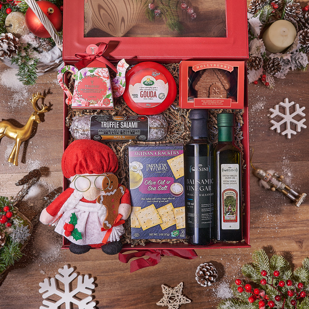 Holiday Gourmet Gift Basket with Buckingham Palace Tea & Artisanal Treats – how the gift is presented