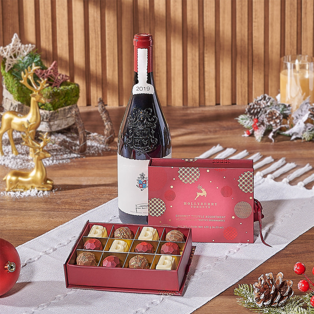 Festive Wine and Hollyberry Chocolates Gift – how the gift is presented