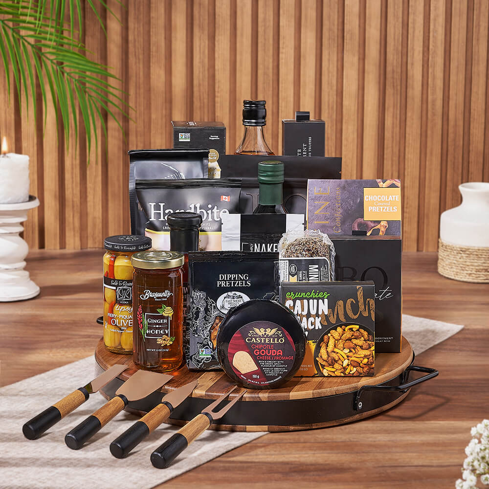 Liquor & Cheese Platter Gift Set, Washington DC – how the gift is presented