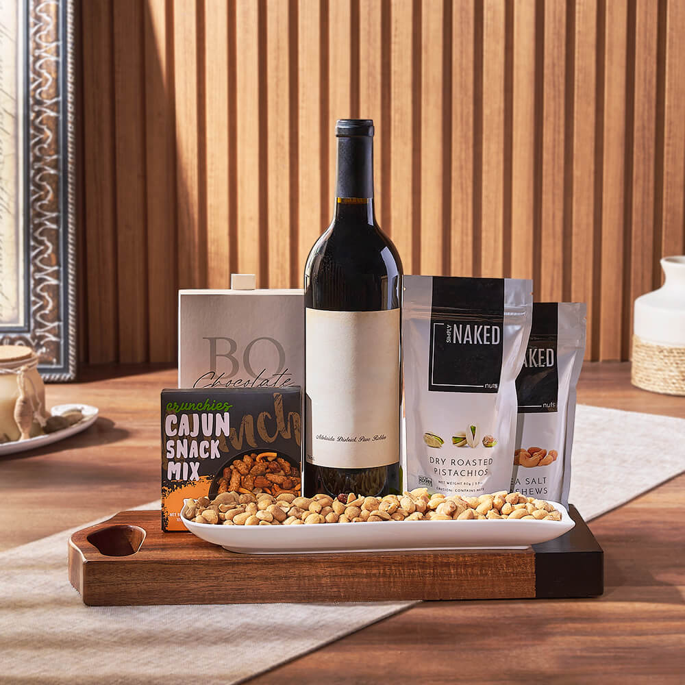 Wine and Boss Gourmet Basket – how the gift is presented