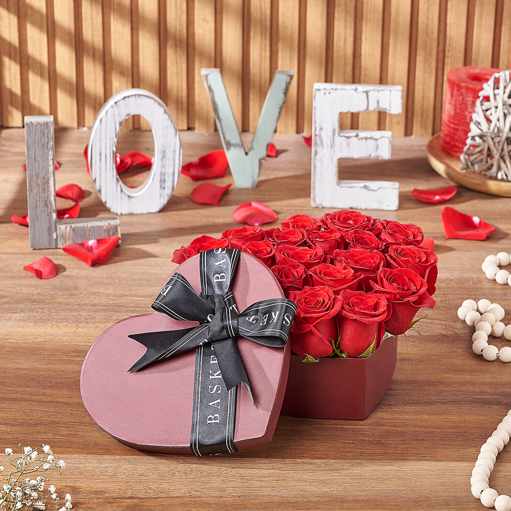 Heart-Shaped Roses Box – how the gift is presented