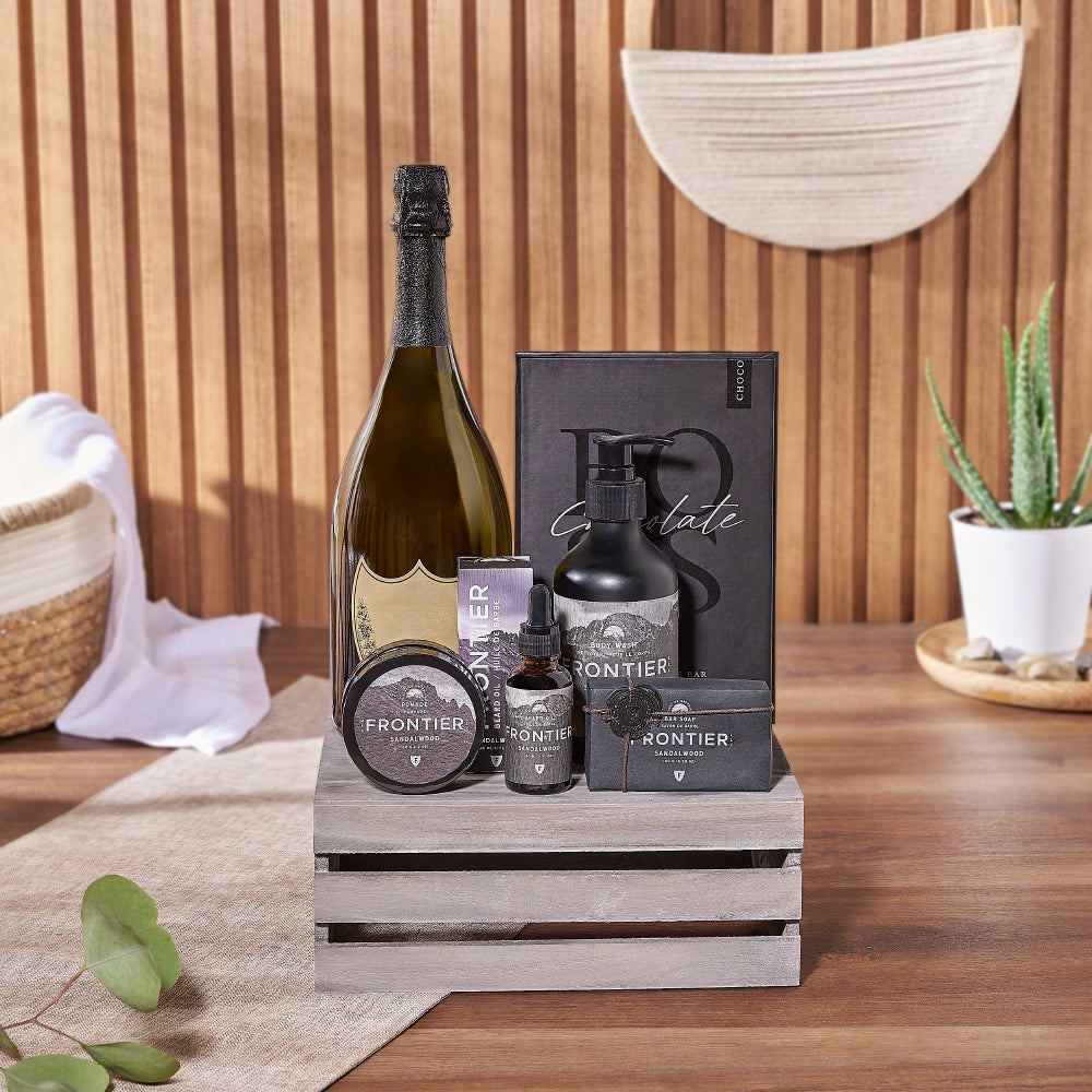 Sandalwood Spa Gift Crate with Sparkling Wine and Dark Chocolate – how the gift is presented