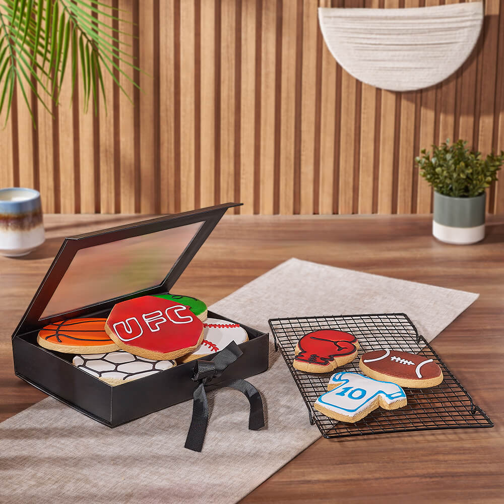 Sports-Themed Assorted Cookies Gift Basket – how the gift is presented