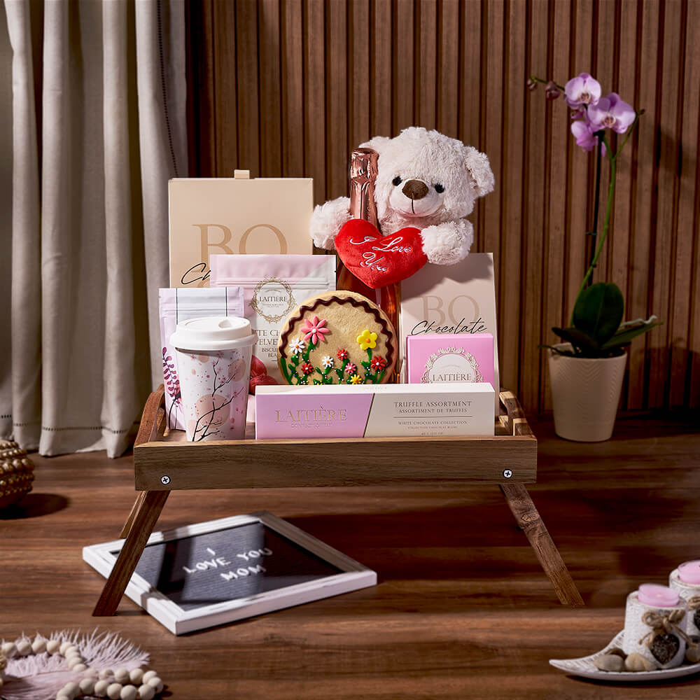 Sparkling Wine Gift Basket with White and Pink Floral Design for Mom – how the gift is presented