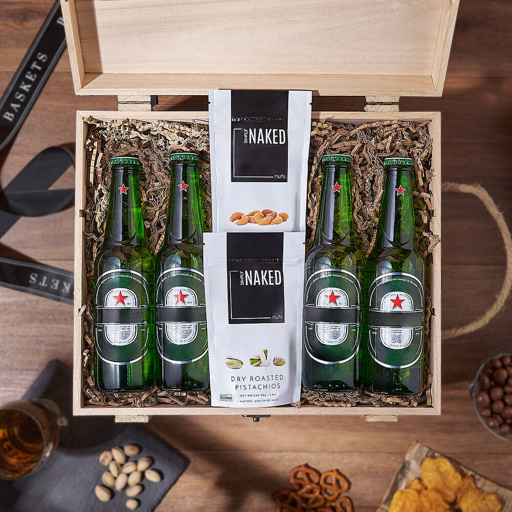 Rustic Wooden Beer Box with Nuts – how the gift is presented
