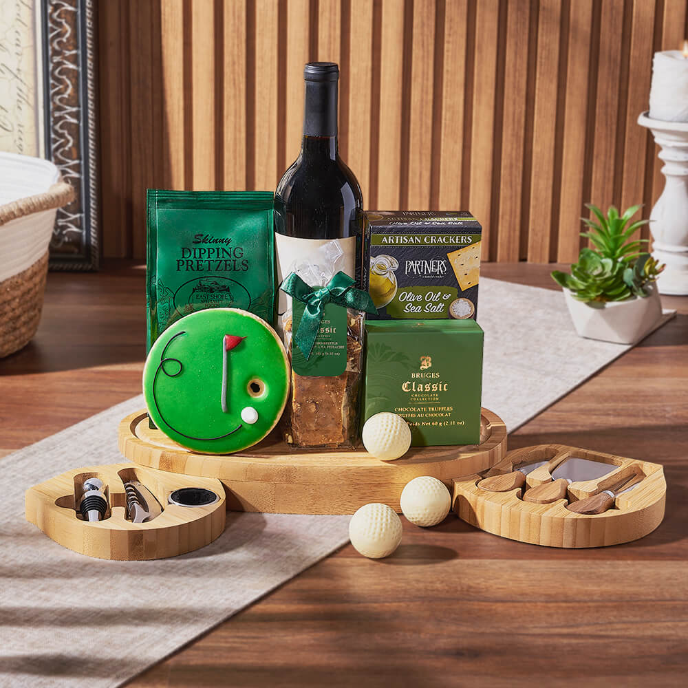 Golf Themed Snack and Wine Basket – how the gift is presented